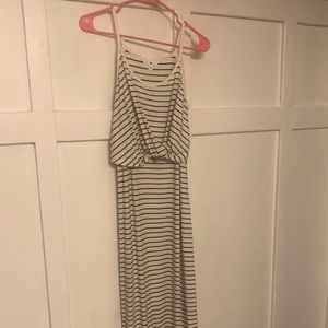 Women’s sleeveless Maxi Dress